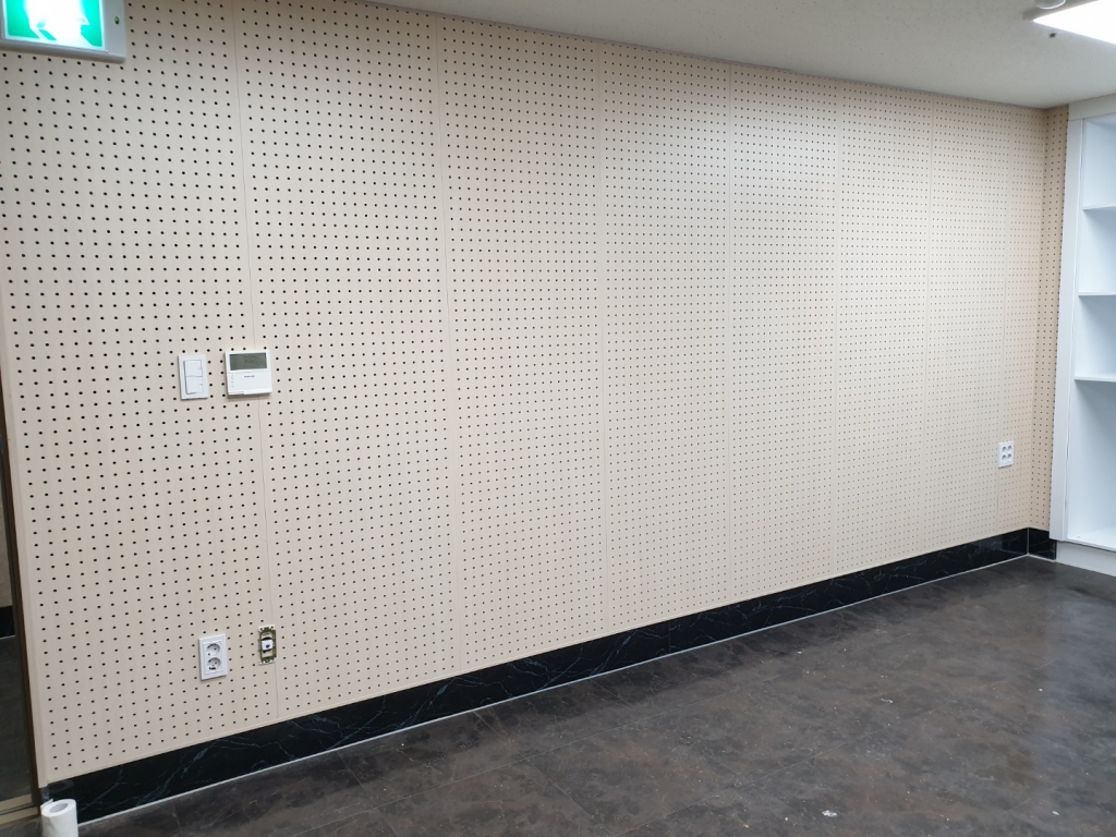 무기질 타공흡음 패널 시공현장 03